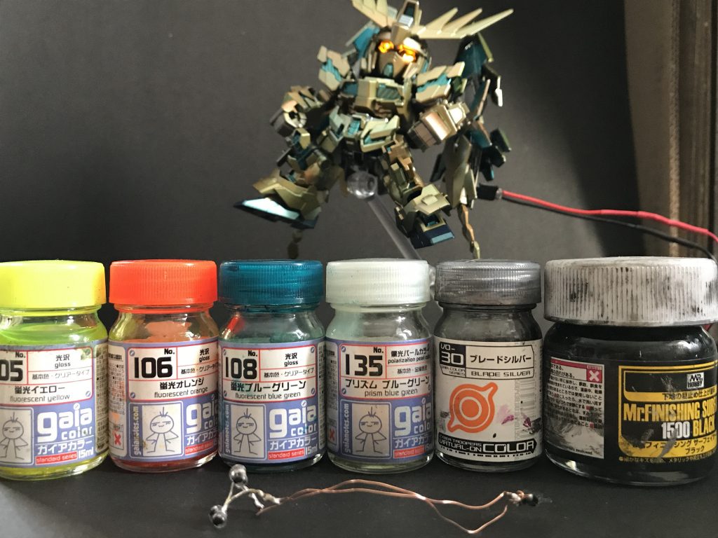 今回はゴールドを使わずに塗装してます