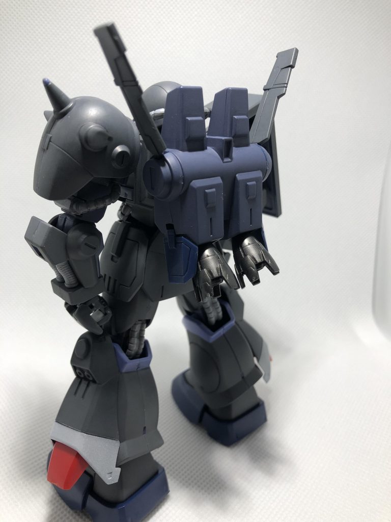 リア
ブースターをビルダーズパーツに
強襲型なので機動性を向上