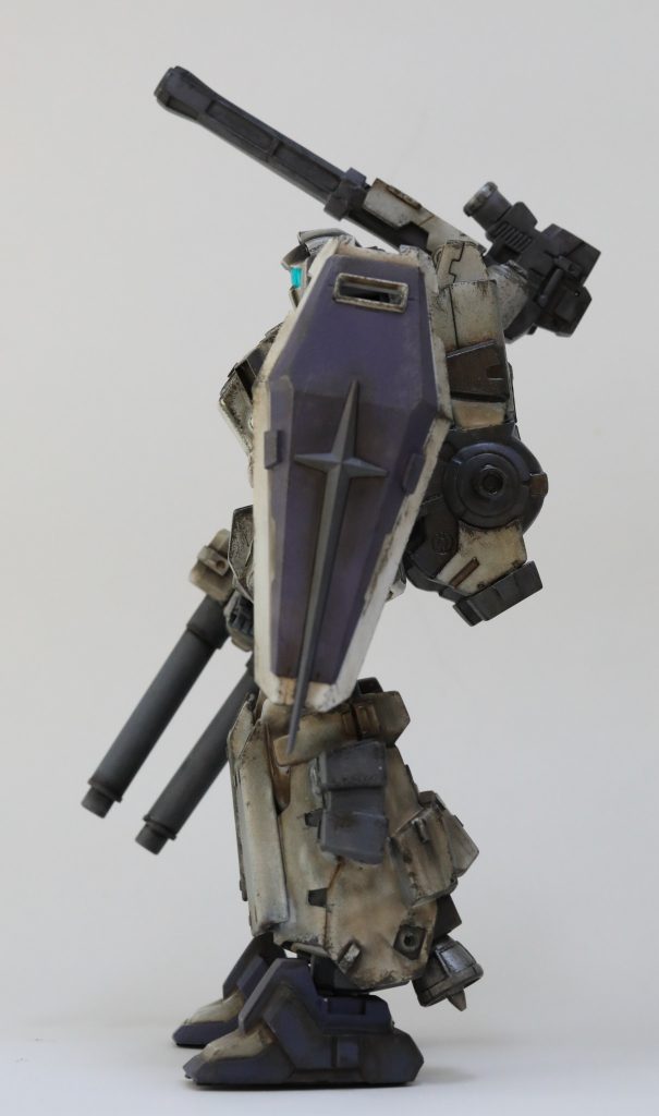 塗装は下地を塗った後、らいだ～Joeさんのやり方です。