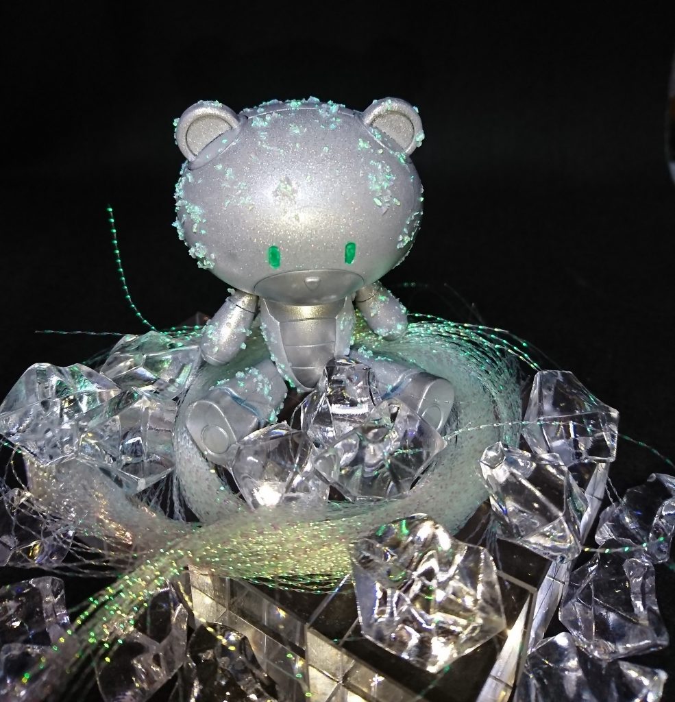 撮影に使った小道具はほぼ100均グッズです。
ラメの糸?だけ手芸店で購入しました。