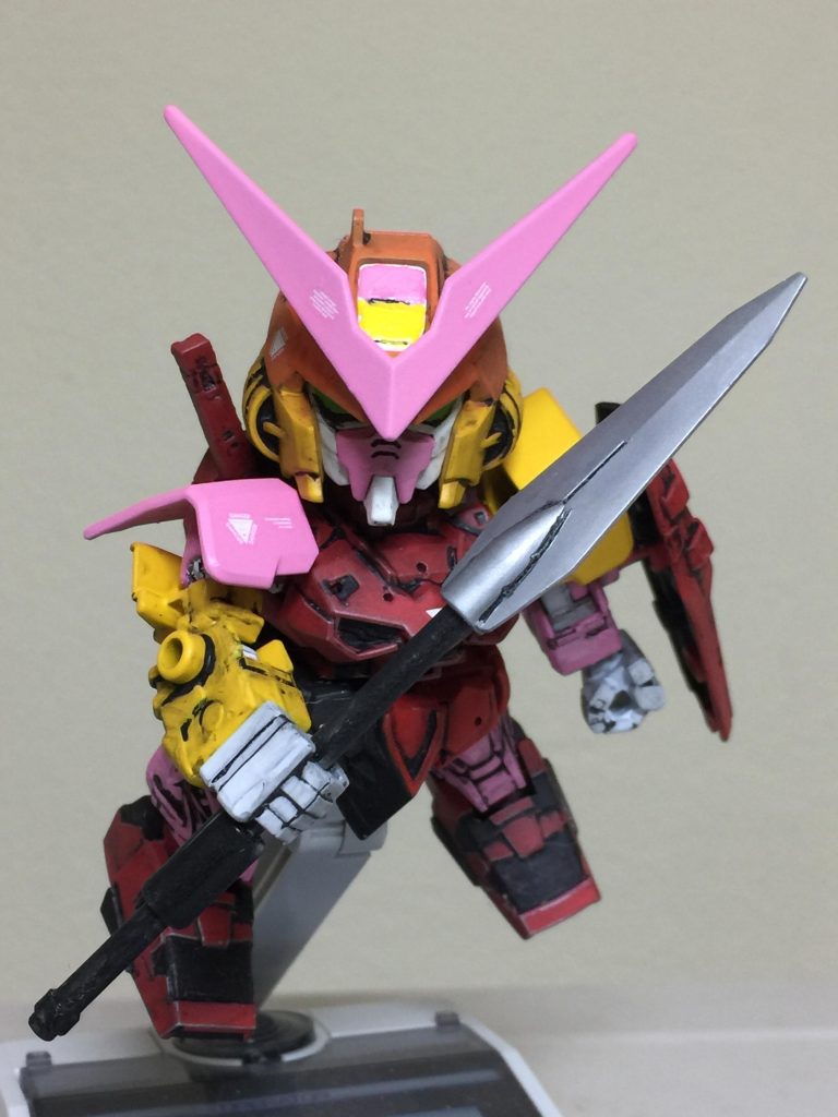 アップル・ガンダム スピアーを構えた
正面のアピールショット!