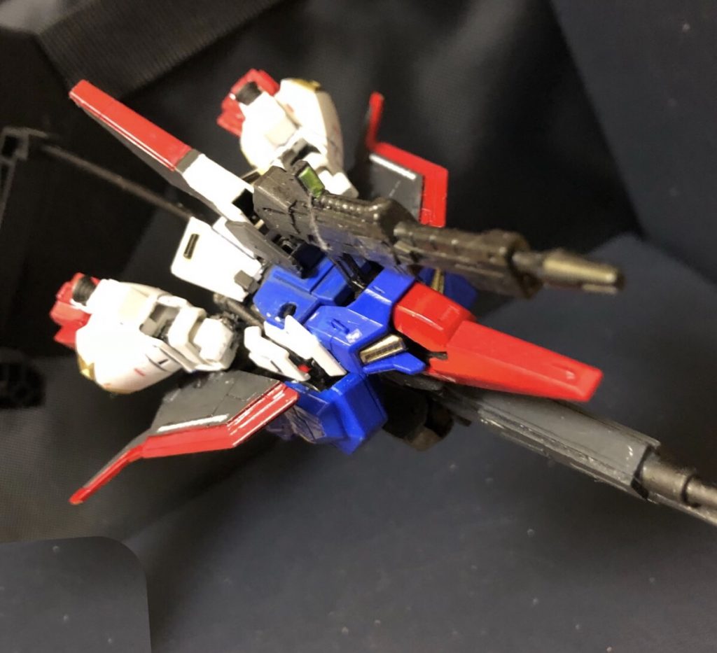 そこで今回、フォースチーム、GUNSTARADOMの可変開発室の開発者として就任した私、oyzが、SDガンダムの第2世代とも言えるクロスシルエットを、さらに先の第3世代のTMSにすべく、開発に着手したのであった...。