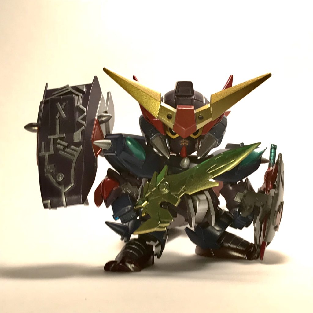 洗脳が解かれた時、ドラゴンの尾に仕舞われた雷龍小剣を抜くことができる。