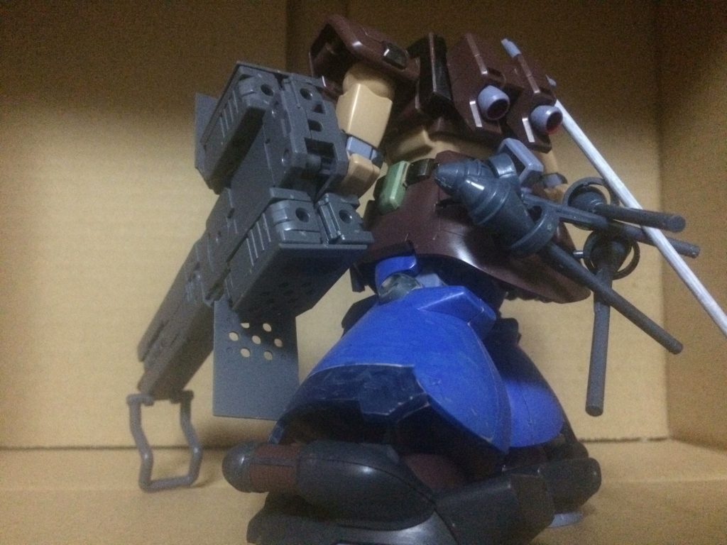 斜め後ろから。シュツルムファウストを使う余裕があるか怪しいです………。