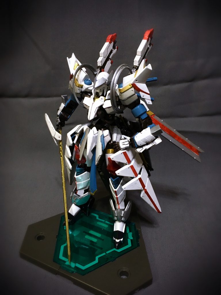 ヴェルザンディは、北欧神話に登場する運命の女神の三女がうち「現在」を司る。その当時の技術の最高位を結集して開発された。