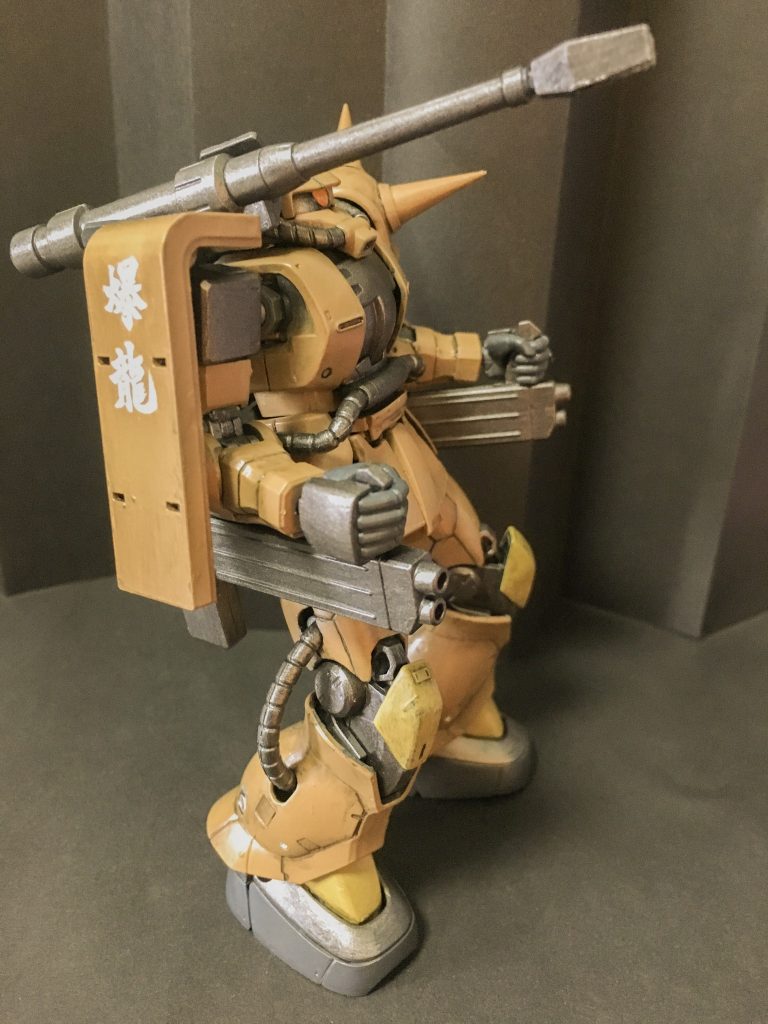 エースパイロットの証としてデカールを貼ってみました。