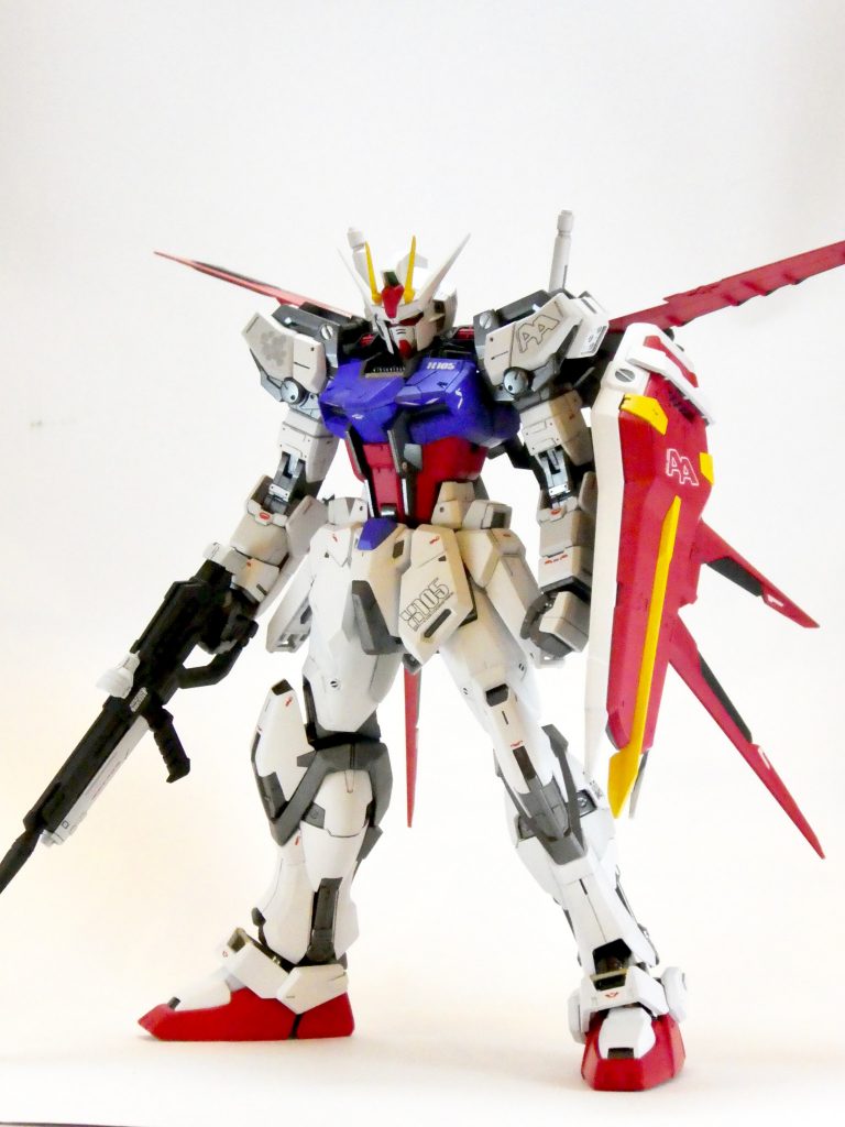 MG エールストライクガンダム–2枚目/制作者:Caron