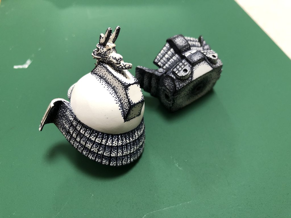 なかなか疲れました。。
今度は淡く色を入れてもいいかなと思いました。