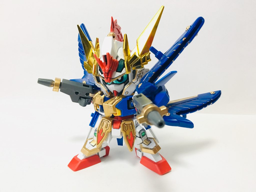 通常形態、戦闘イメージ。中〜近戦を得意とする。