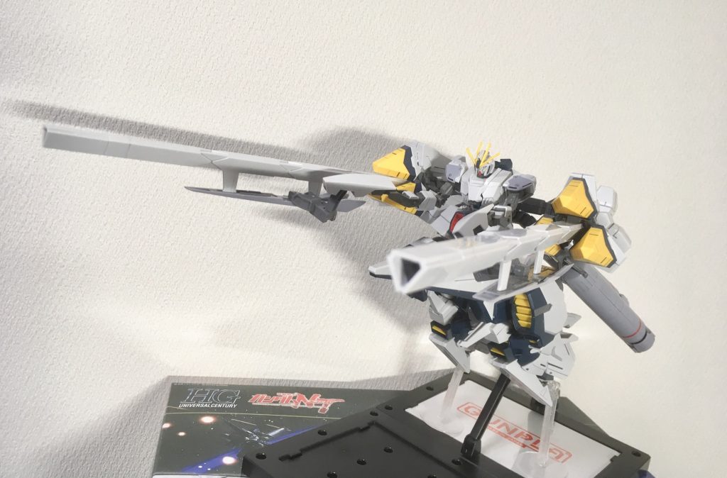 見切れない様にするとナラティブが小さく写ってしまうくらいＡ装備はデカいです。