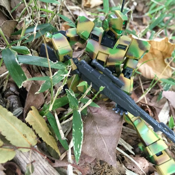 ジムスナイパーII 迷彩カラー