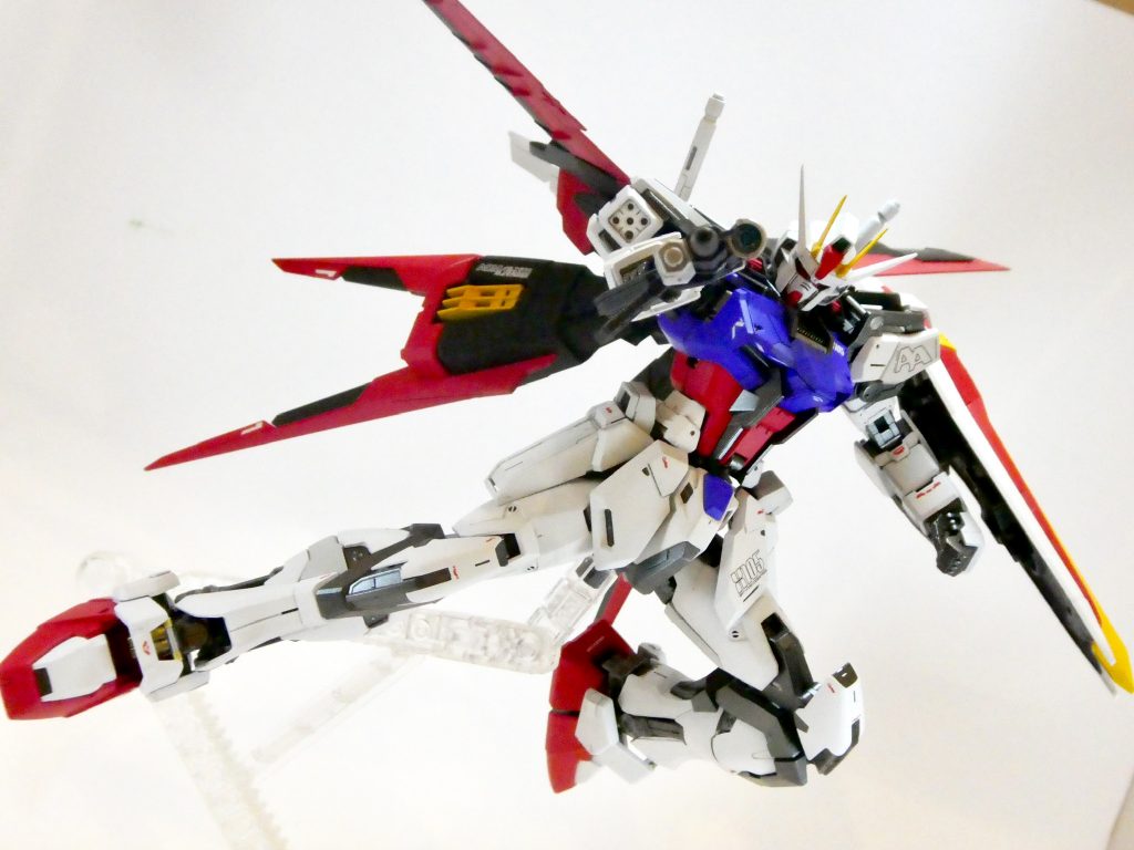 MG エールストライクガンダム–3枚目/制作者:Caron