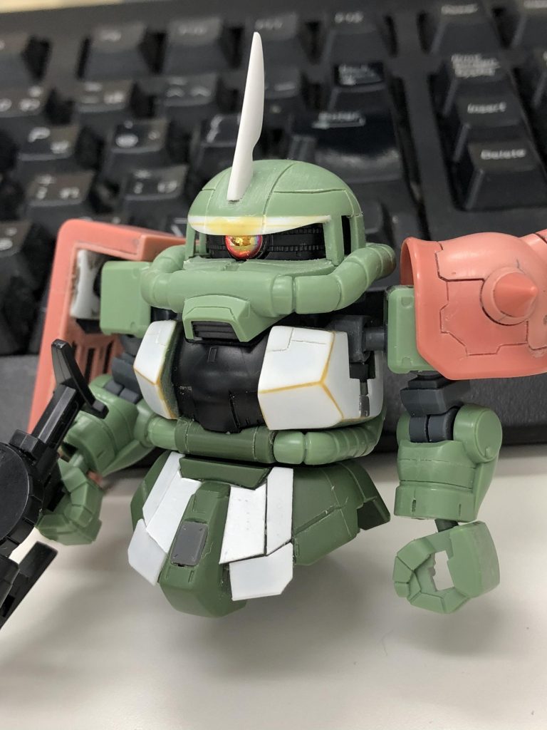 胸部とスカートの加工、肩周辺の仮合わせ!
立体感出したいねで筋彫りからプラ板に変更!