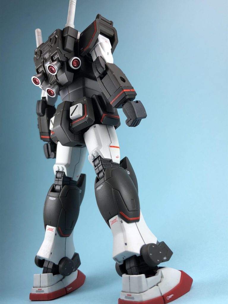 局地型ガンダム(プロトタイプカラー)–3枚目/制作者：カニ王、子