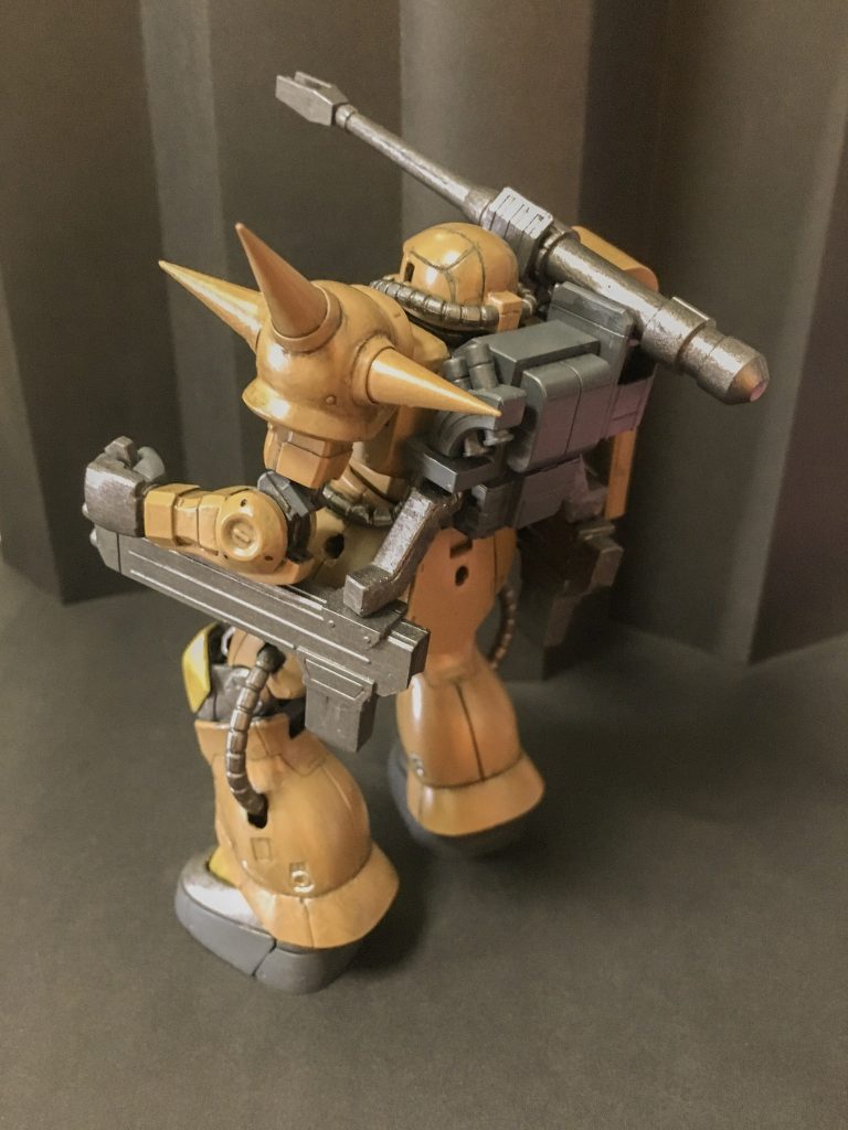 スパイクをメタルパーツに換装。