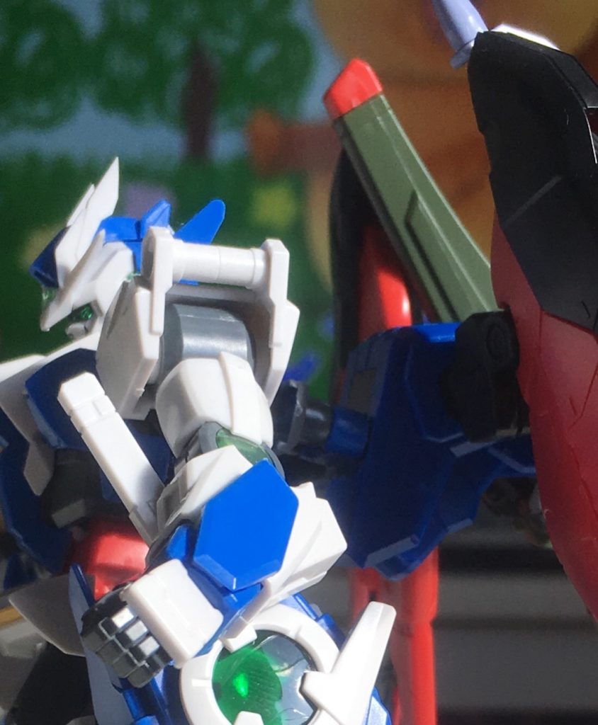 バックパック部分にかなり隙間があったので色々幅詰めしたりしました