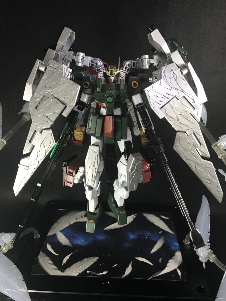 多くの粒子を消費する本機への粒子供給は2機の太陽炉によるツインドライヴシステムを搭載する事により解消されている。