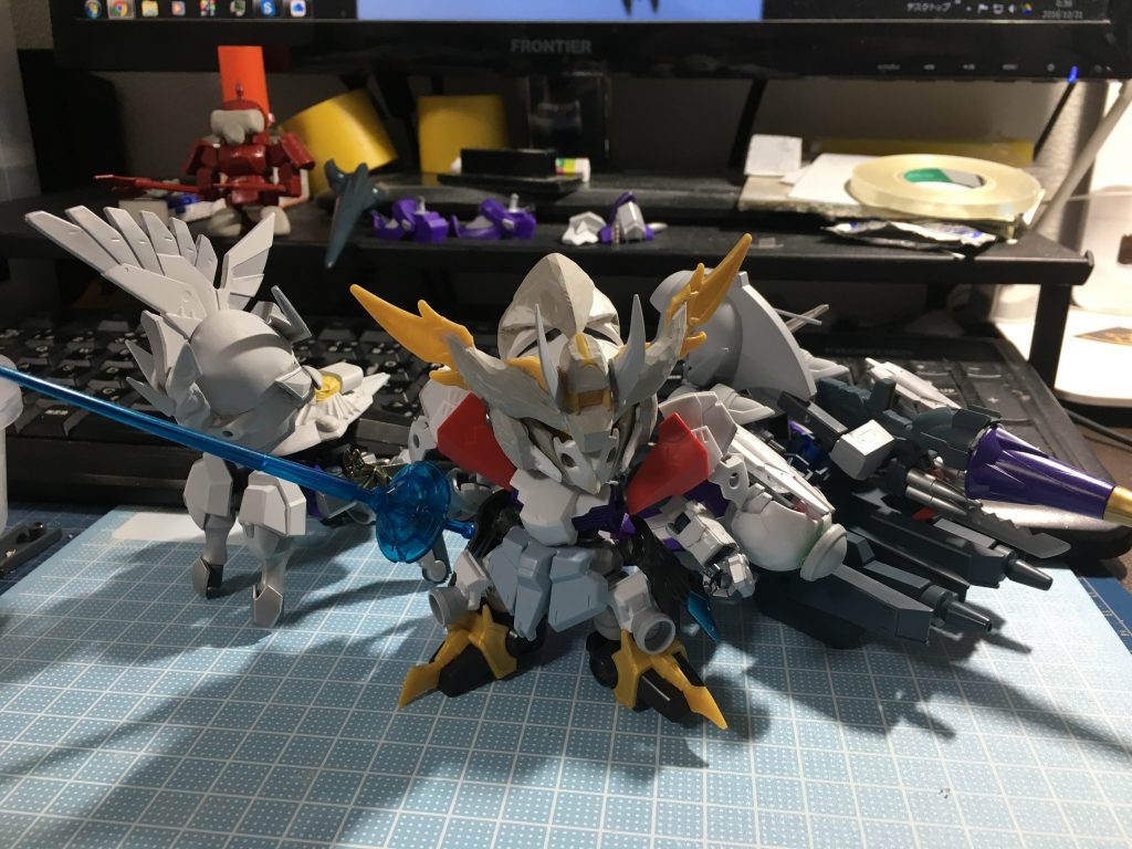 キマリスの鎧完成前にはさくっと形になりました。
製作当時は鉄血2期真っ盛りだったので、
「これが旬…!悪魔の力よ!」となりながら製作した記憶があります。