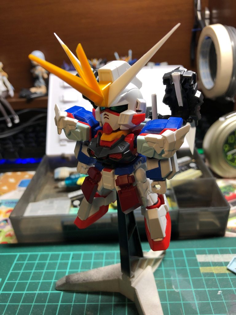 できるだけフェネクスみたいにするという意思だけで作ってこうなった