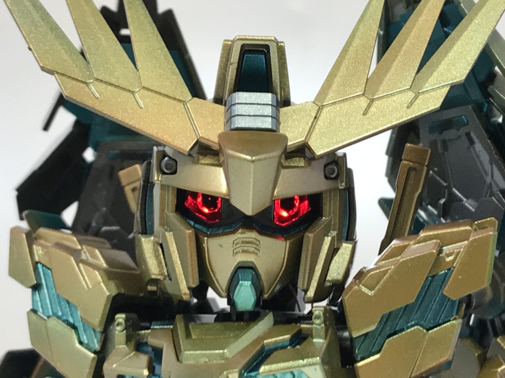 ドールアイも搭載
カマキリの瞳と同じ原理らしいです
NT-D版の赤い瞳