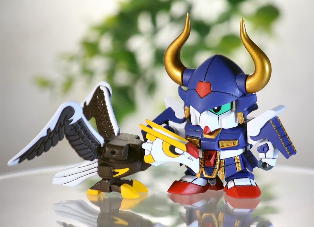 人里離れた森の奥で兄弟のように育ったふたり。固い絆で結ばれているはず。