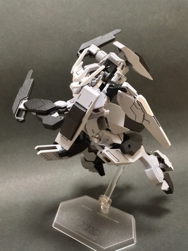 ガンダム・フュルフール「フェイン」–7枚目/制作者:アルパカ・C