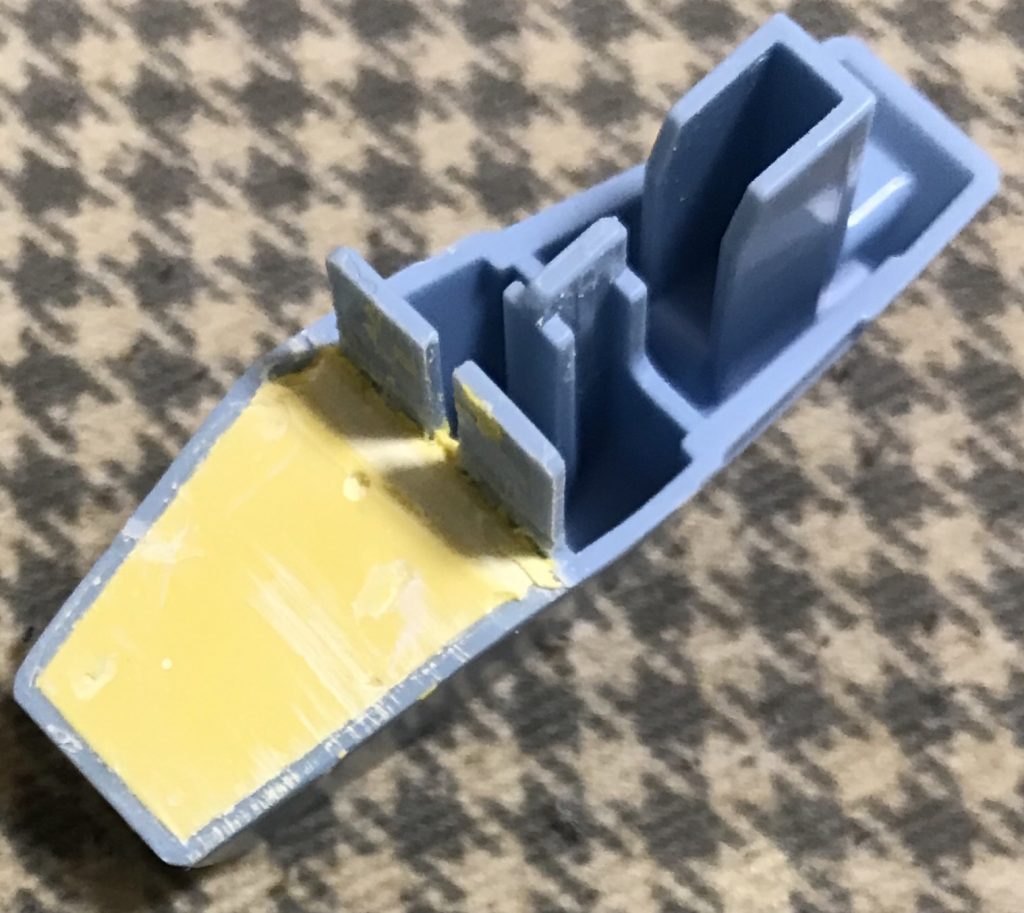 地味〜〜に裏のパテ埋めとかもしたり