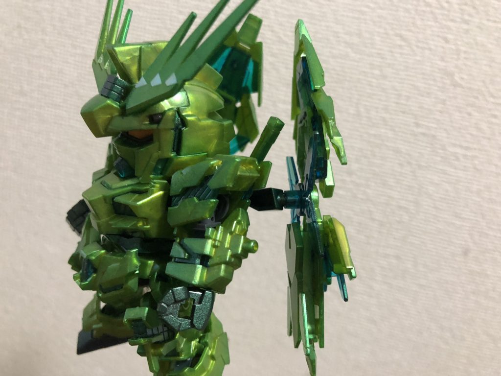 サイコフレームが強く発光して…