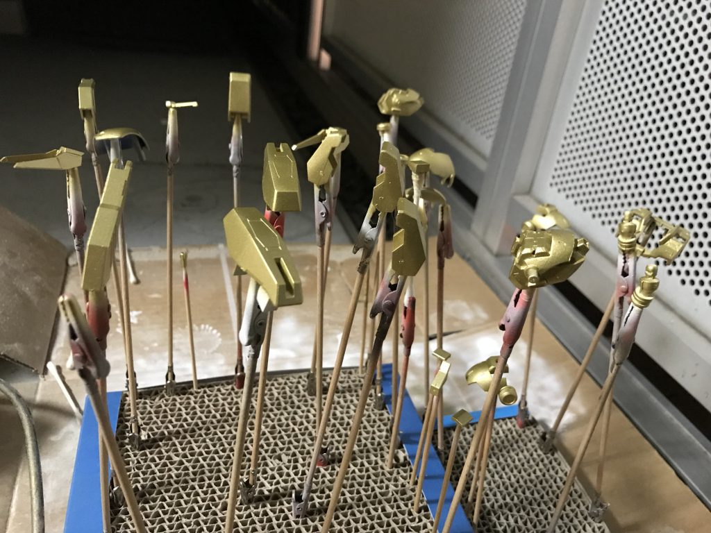 サフ&塗装したりと中々骨の折れる作業でしたwww