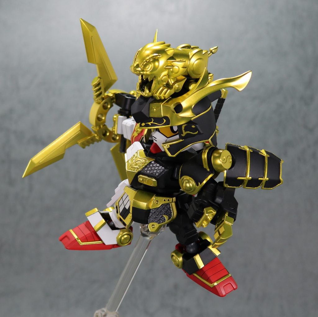 大手裏剣もプラムのキットを使ってシャープさを出しました