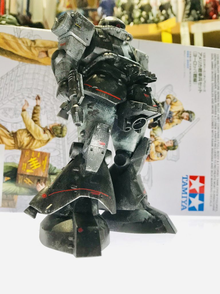 ドムの脚のライン超美しいです。かっこいい。