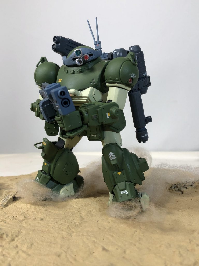 いつもの荒野ベースにて。 当然ながら砂塵が似合います。