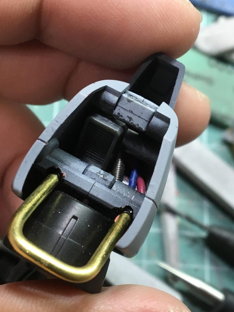 スカスカだったブースターの裏を頑張ってゴチャゴチャさせたのに完成したら全く見えなくなった。