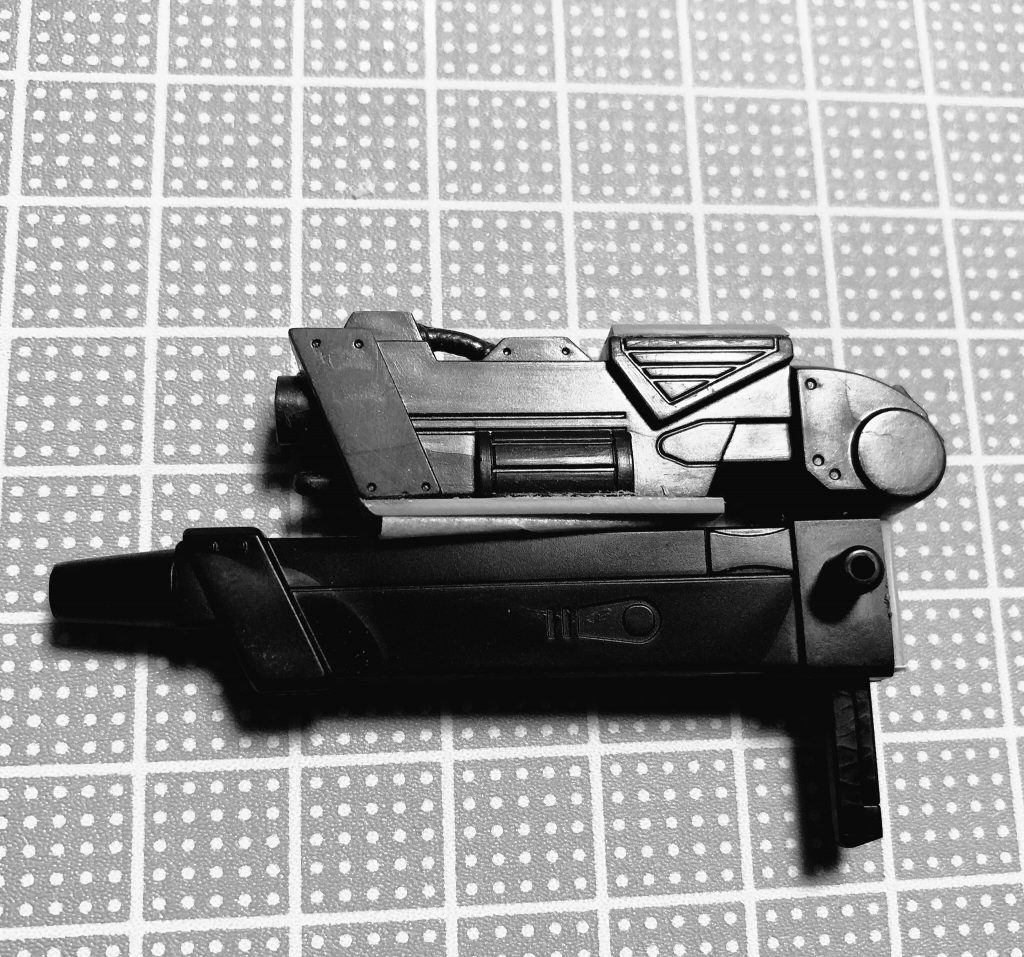 合体種子島は初代大将軍と武者頑駄無のものを改造して作りました。今回武器は全てシタデルカラーで筆塗り塗装しました。