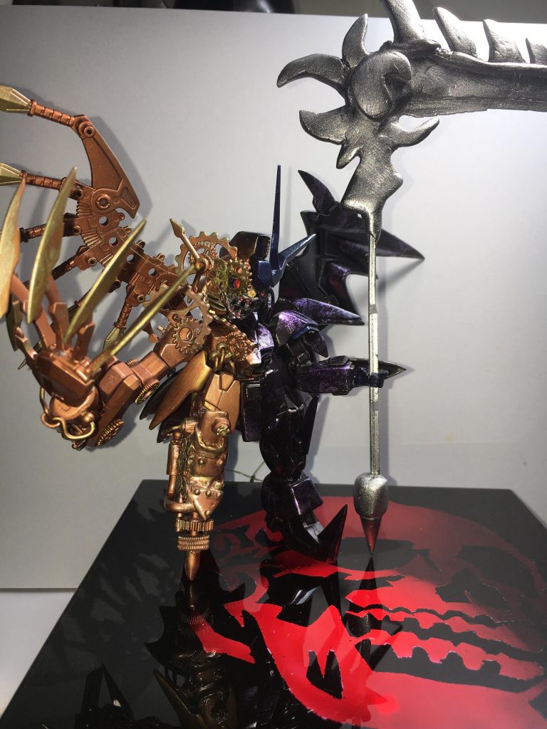 右半身は歯車やパイプなどを使い初めてののスチームパンクに挑戦してみました