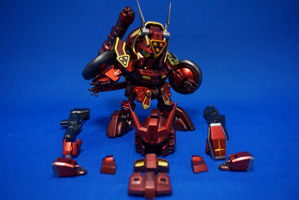 レッドウォーリアはHGを使いアーマーを作っています！