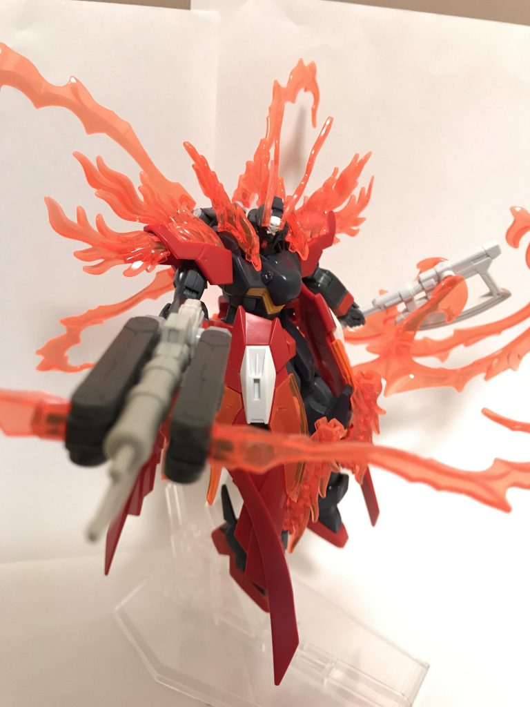 武装1 ピーコックスマッシャーがモチーフの遠距離武装、スザク。