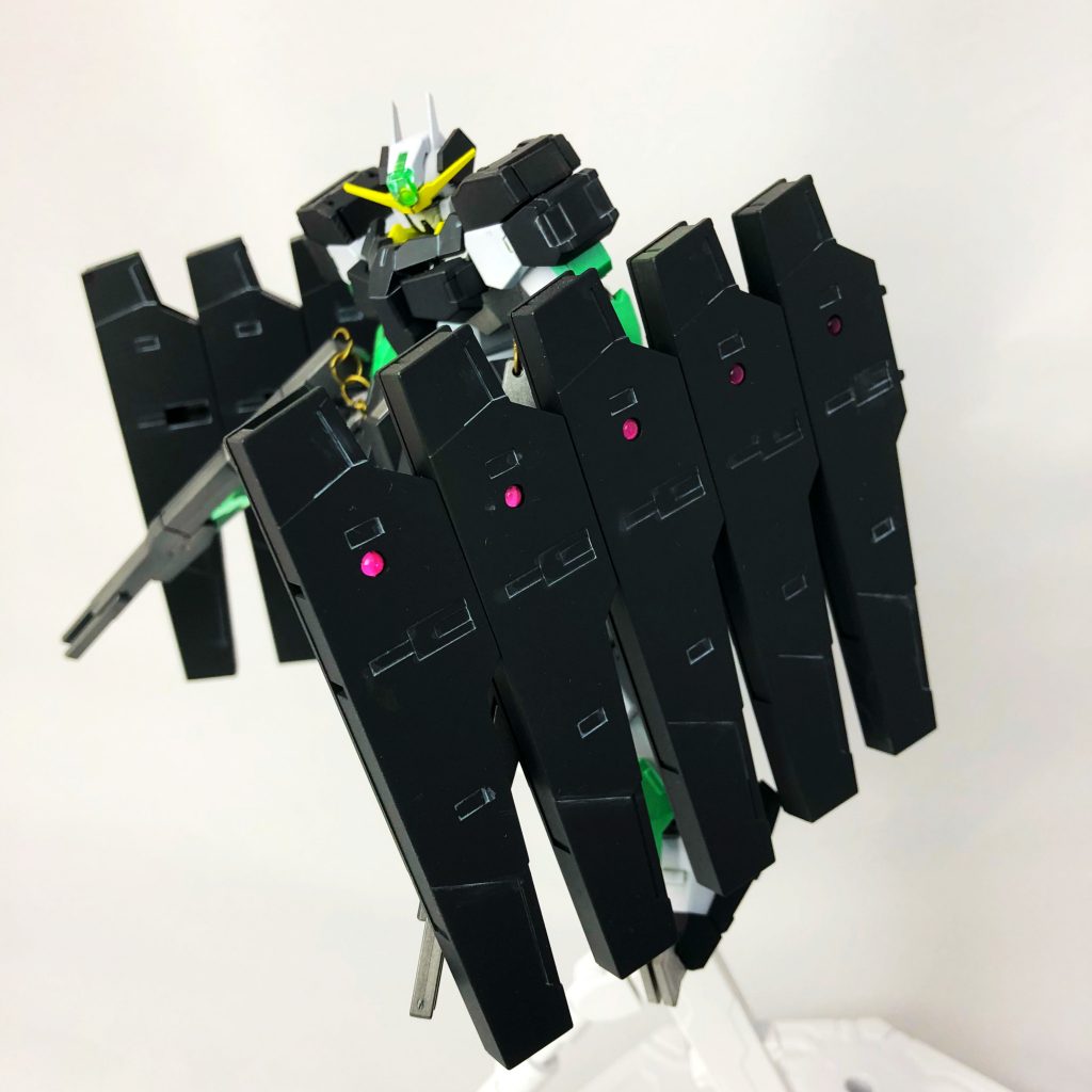 GNビットにセンサーに見立てたビーズを埋め込みました。