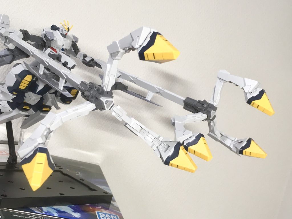 支えの支柱を使うだけあってサイコキャプチャーを展開すると先端がすっごく重いです。