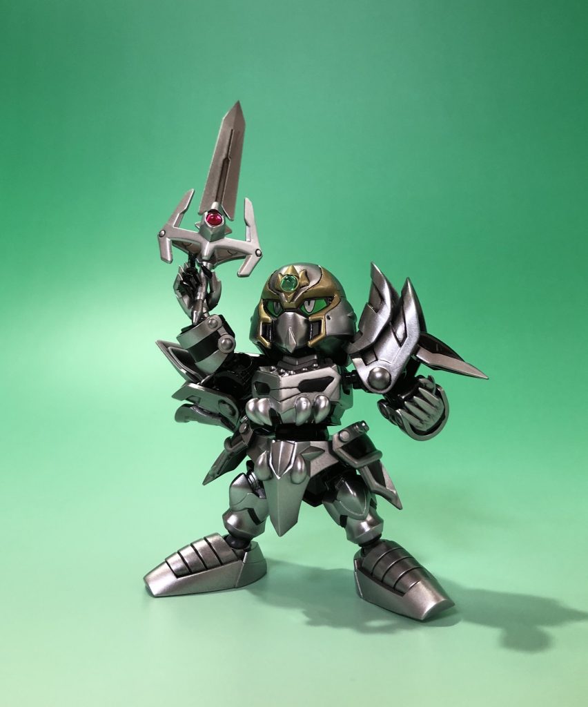 パーツ差し換えで剣を外した状態も再現出来ます。