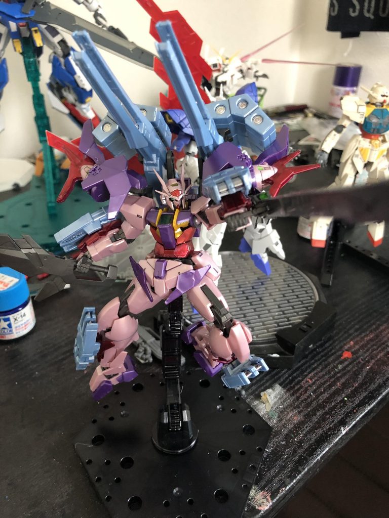 シルバー部分も塗装しました