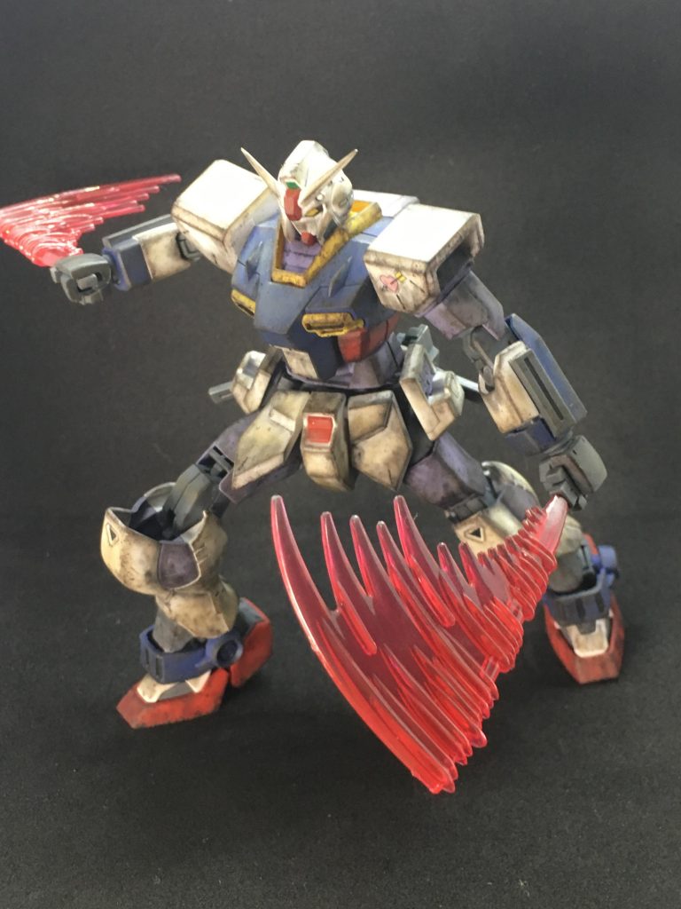 こちらのエフェクトパーツはウェザリングマスターシルバーを軽くポンポンしてから光沢コートを施しました
よく見るとキラキラしてます