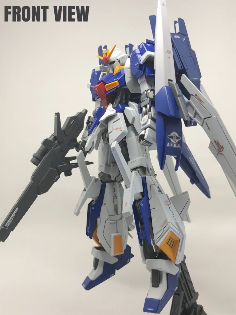 多少 オレ風に手を加えてます。
まず、腕をZZⅡのものに替えております。
好みがありますが、自分的には こちら
の方が、スマート&シャープに見えて
好きですね！