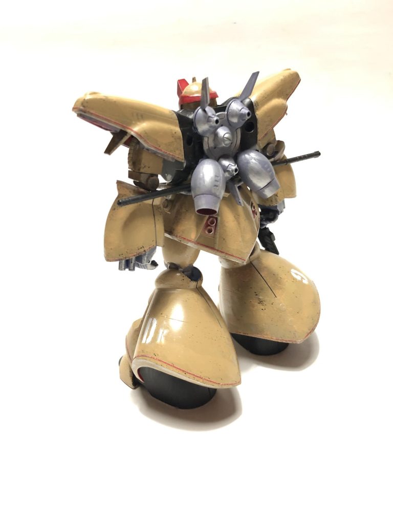 うしろ
アイスホッケーなスティックは腰に差し込んだ☺︎
ドライブレードって謎な武器ですね。