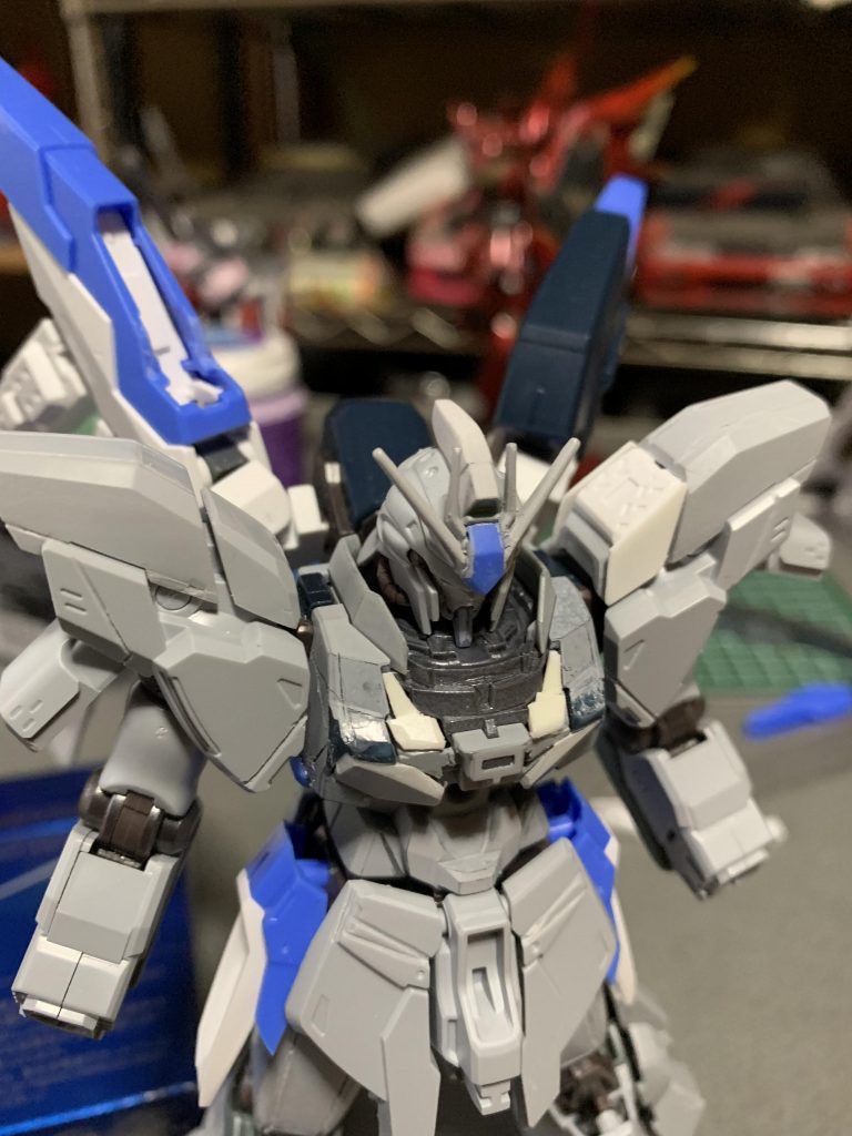 肩アーマーの分割