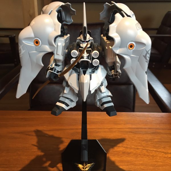 BBクシャトリヤ (ネオジオン首都防衛大隊仕様)