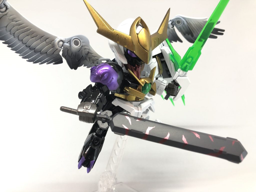 魔剣「ディザスター」
質量武器として所持しています。内側から溢れる魔力をイメージして、メタルブラッディレッドで塗装後マスキングしてメカサフを吹いています。