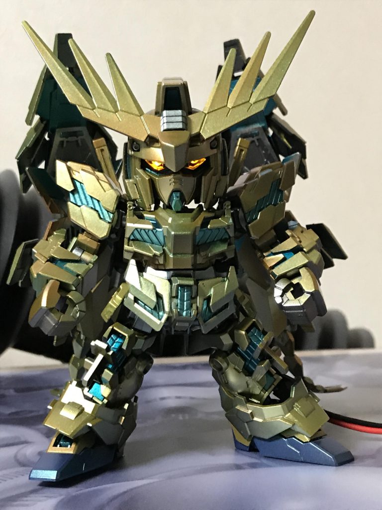 覚醒版として作ってたので瞳は黄色方があってるかもしれません