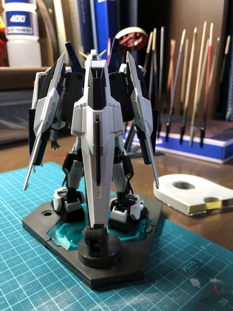 バインダーガンのパーツを使ってマーク2のバックパックにつけてます。