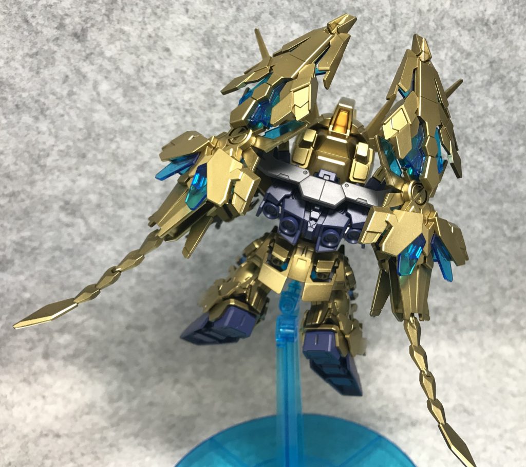 背面はバーニアノズルくらい塗ればよかったかも...
ベースは鉄血の時にもらった物です。